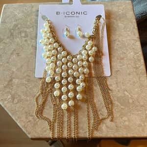 Pearl & Gold Chain Necklace and Earrings Set